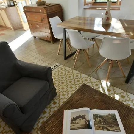 Feriehus Stone Dalmatian House Modern, Stylish With Pool Postira